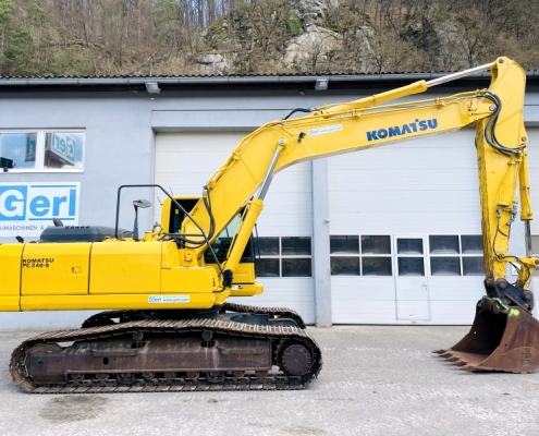 Komatsu PC240 NLC-8 Kettenbagger gebraucht_01