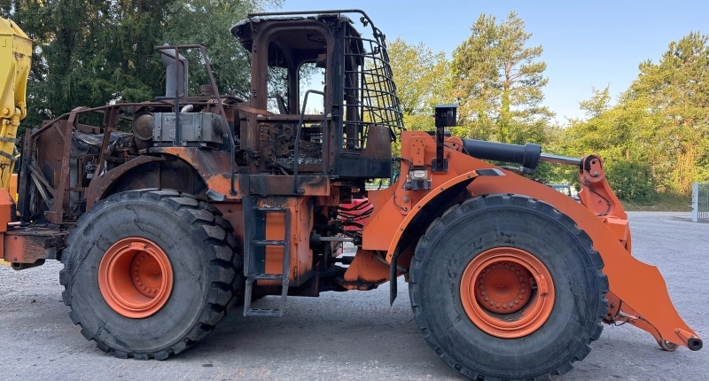 Caterpillar 966M Radlader gebraucht_00